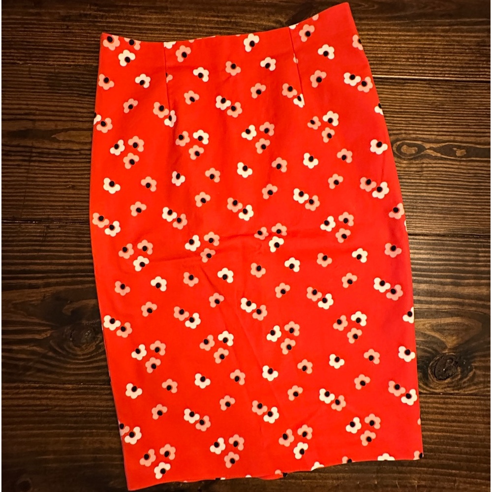 Adorable Boden Pencil Skirt